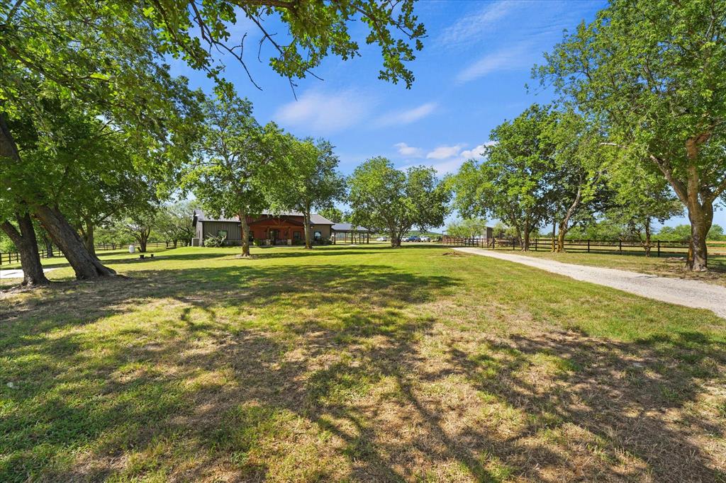 9861 Fm-66 Property Photo 31