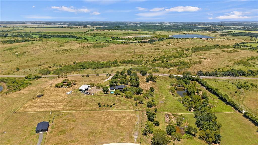 9861 Fm-66 Property Photo 38