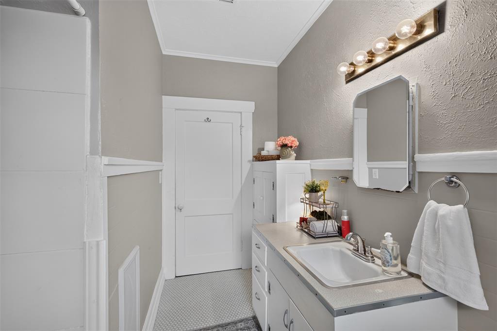 4940 Dixie Garden Drive Property Photo 18