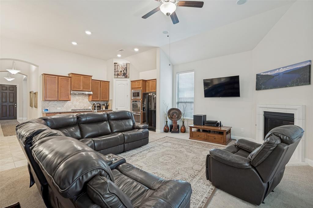 2810 Green Circle Drive Property Photo 8