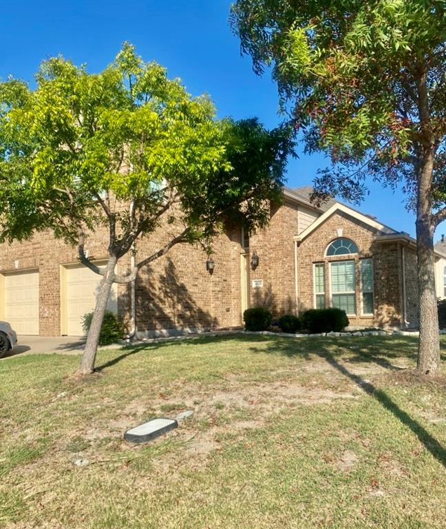 1021 Hummingbird Court