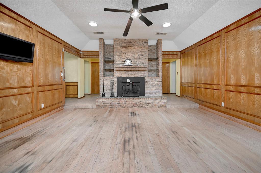 408 Chimney Hill Circle Property Photo 11
