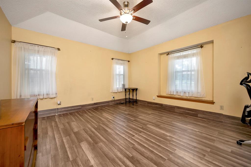 408 Chimney Hill Circle Property Photo 14