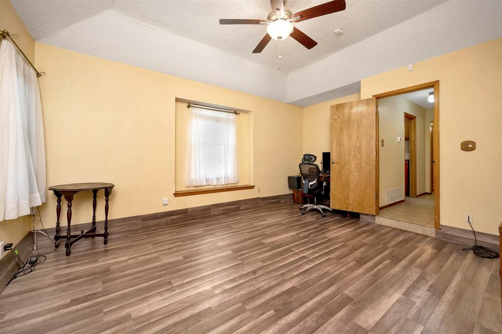 408 Chimney Hill Circle Property Photo 15