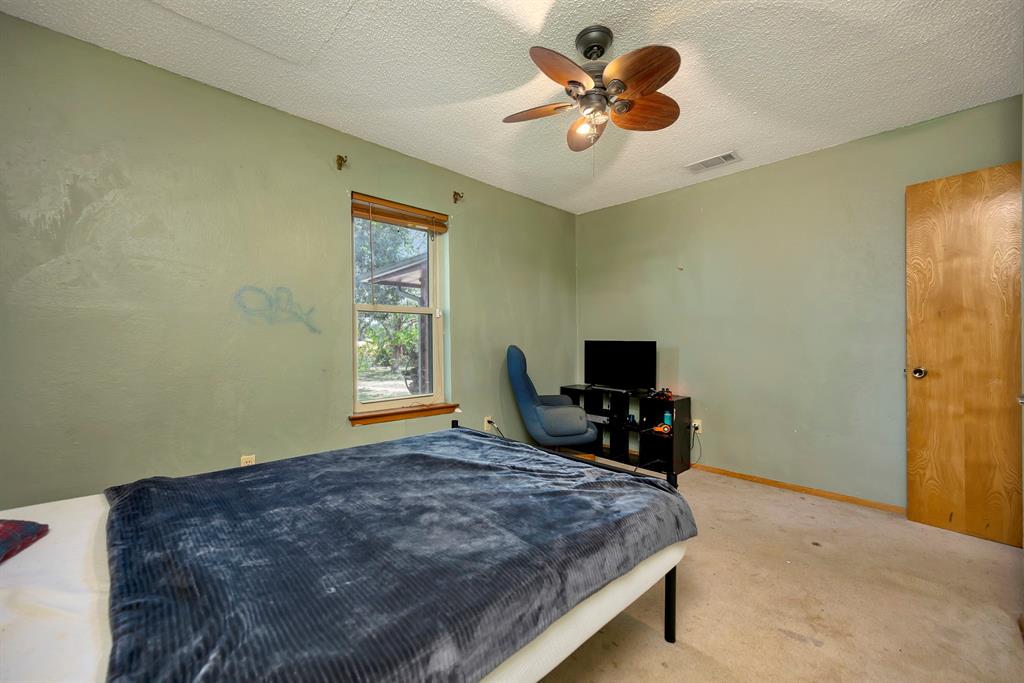 408 Chimney Hill Circle Property Photo 28