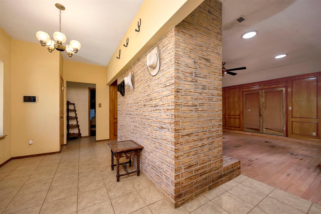 408 Chimney Hill Circle Property Photo 30