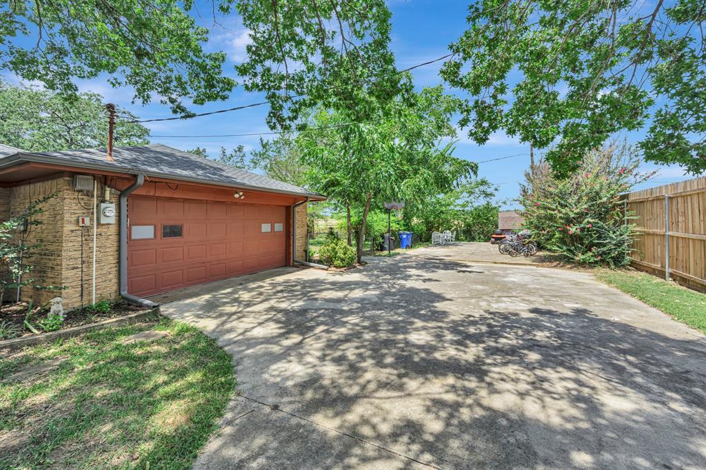 408 Chimney Hill Circle Property Photo 32