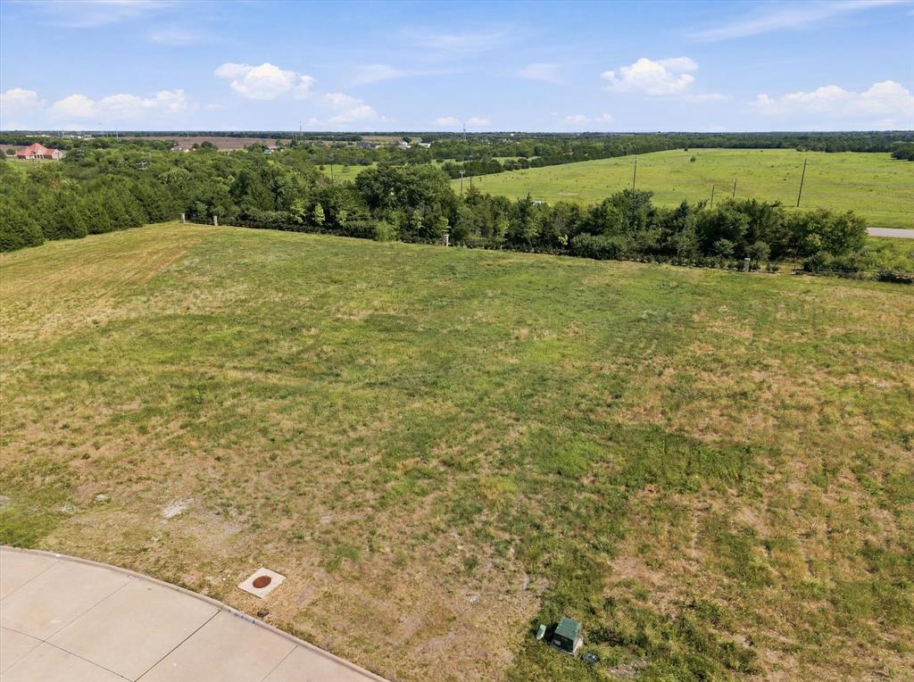 1639 Canyon Lake Road Property Photo 3