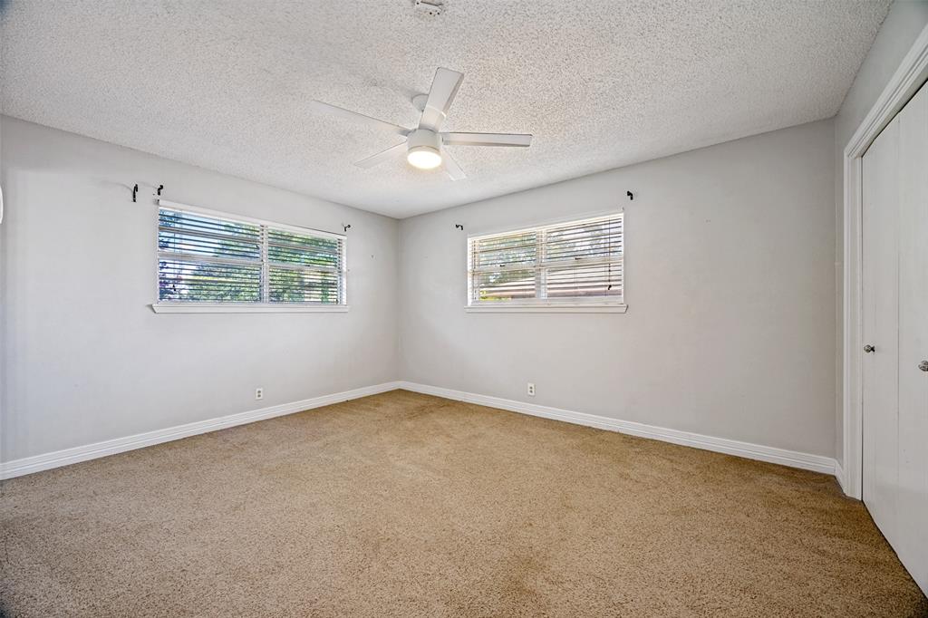 2506 Easy Street Property Photo 15