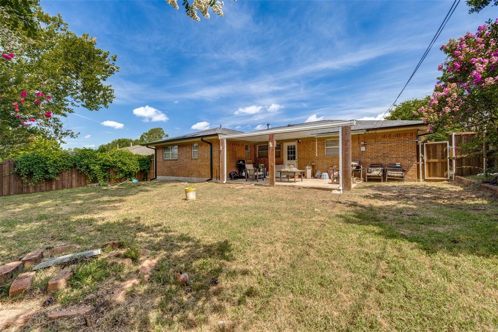 2506 Easy Street Property Photo 18