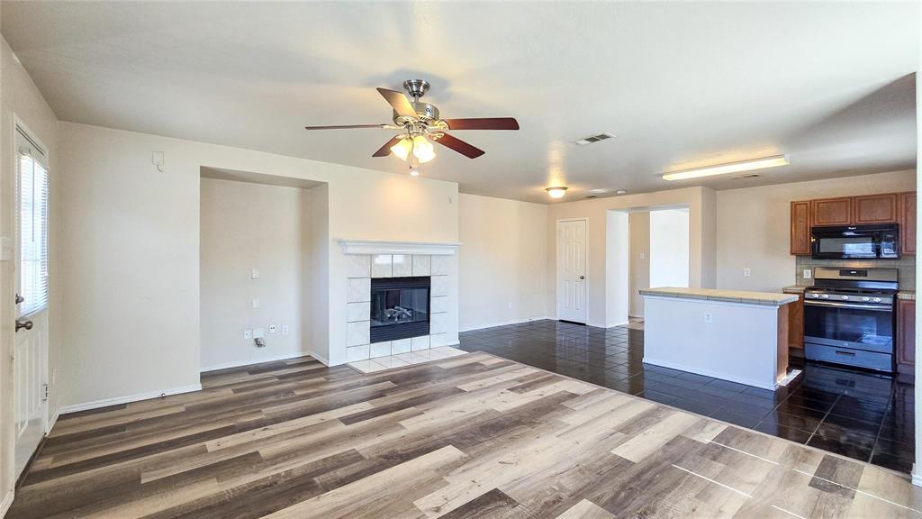 12453 Peak Circle Property Photo 9