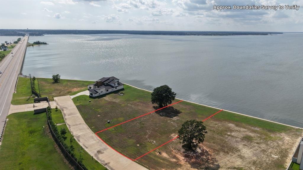 112 Mary Court Property Photo 10