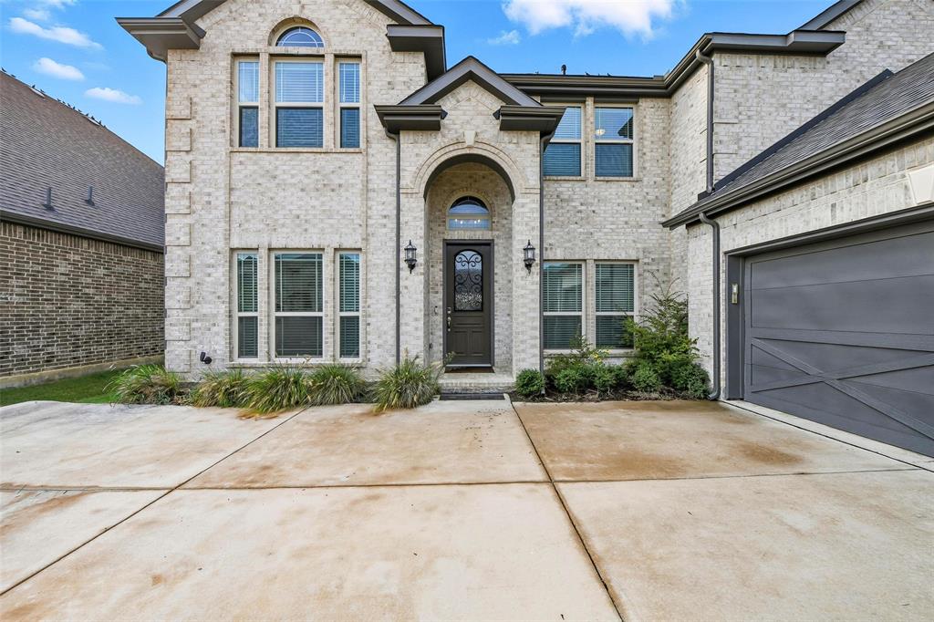 1308 Thunder Dove Drive Property Photo 3