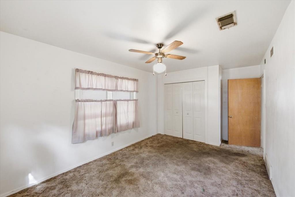 156 Bowie Property Photo 10