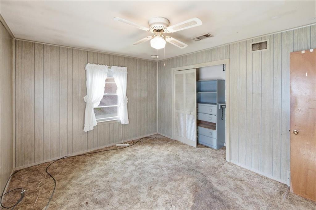156 Bowie Property Photo 13