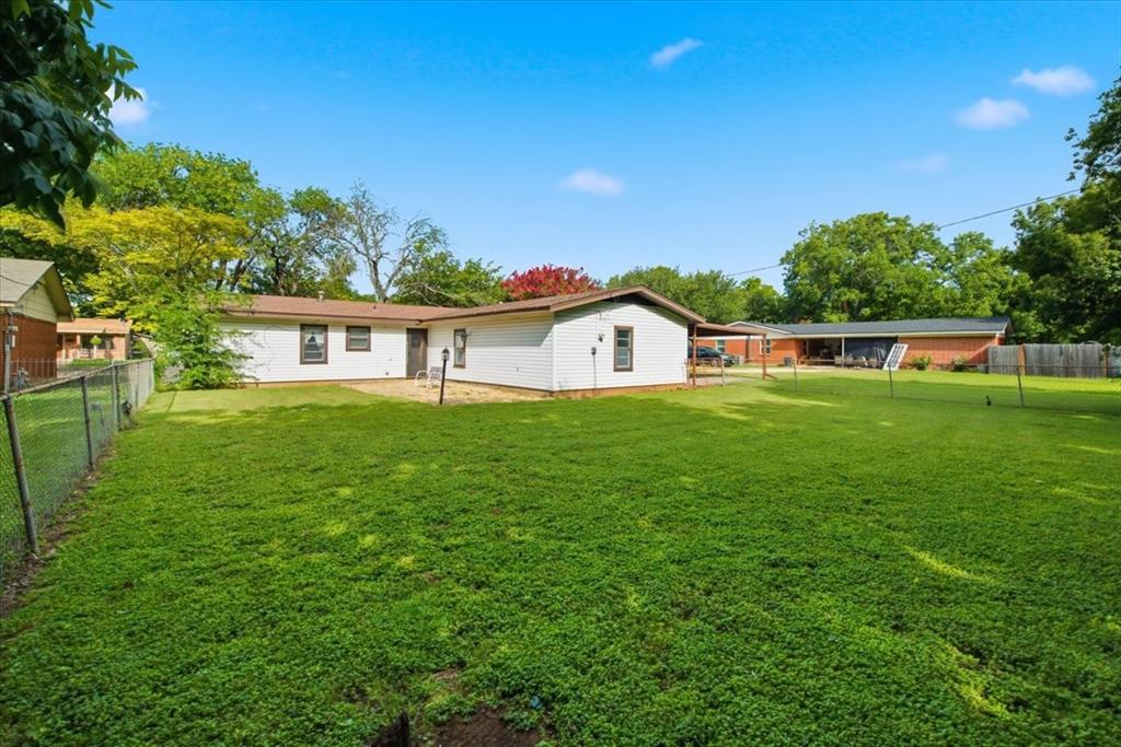 156 Bowie Property Photo 22