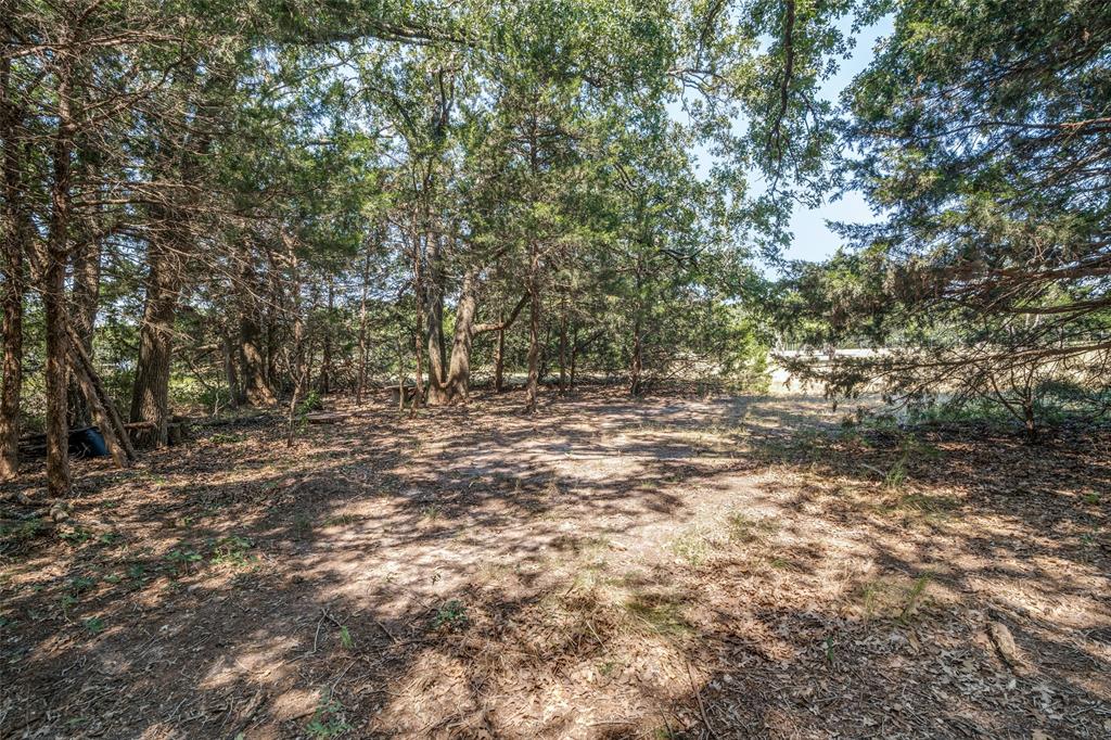 5915 County Road 2516 Property Photo 6