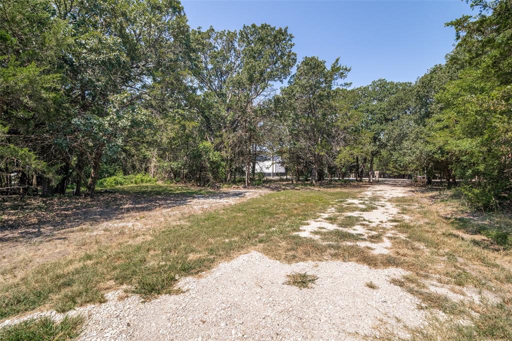 5915 County Road 2516 Property Photo 8