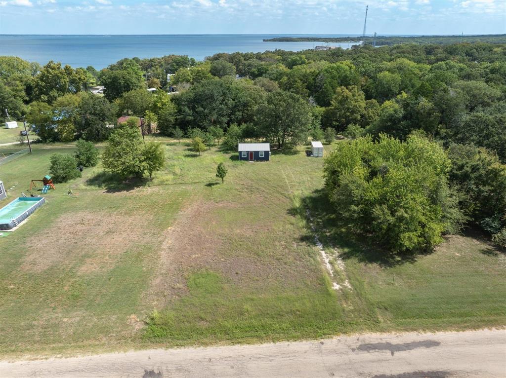 4400 County Road 3706 Road Property Photo 1