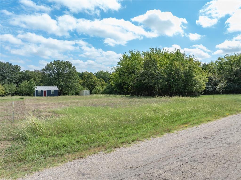 4400 County Road 3706 Road Property Photo 11