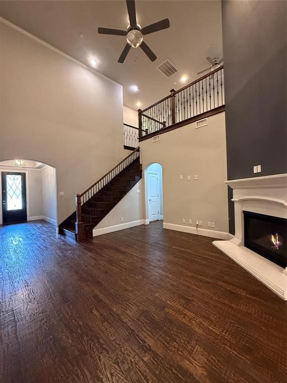 4229 Colton Drive Property Photo 3
