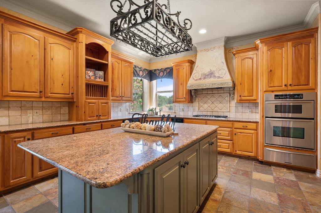 1019 Walnut Falls Circle Property Photo 11