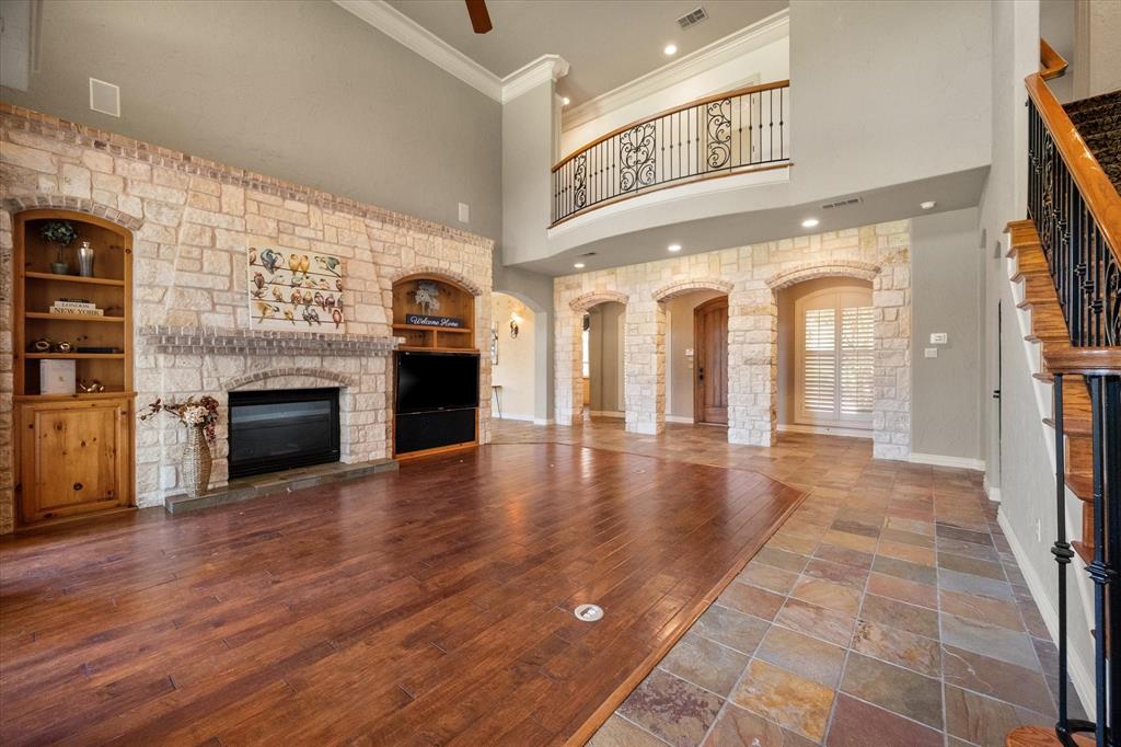 1019 Walnut Falls Circle Property Photo 15