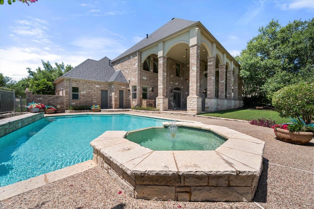 1019 Walnut Falls Circle Property Photo 38