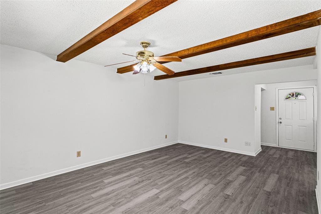 529 Georgetown Drive Property Photo 6