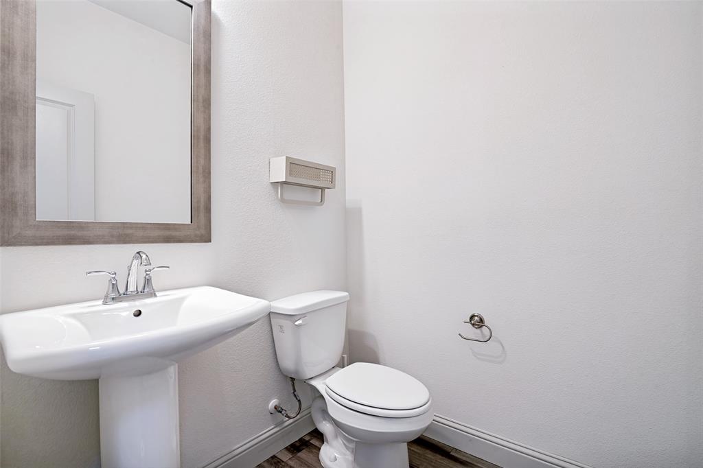 1006 Emil Place Property Photo 13