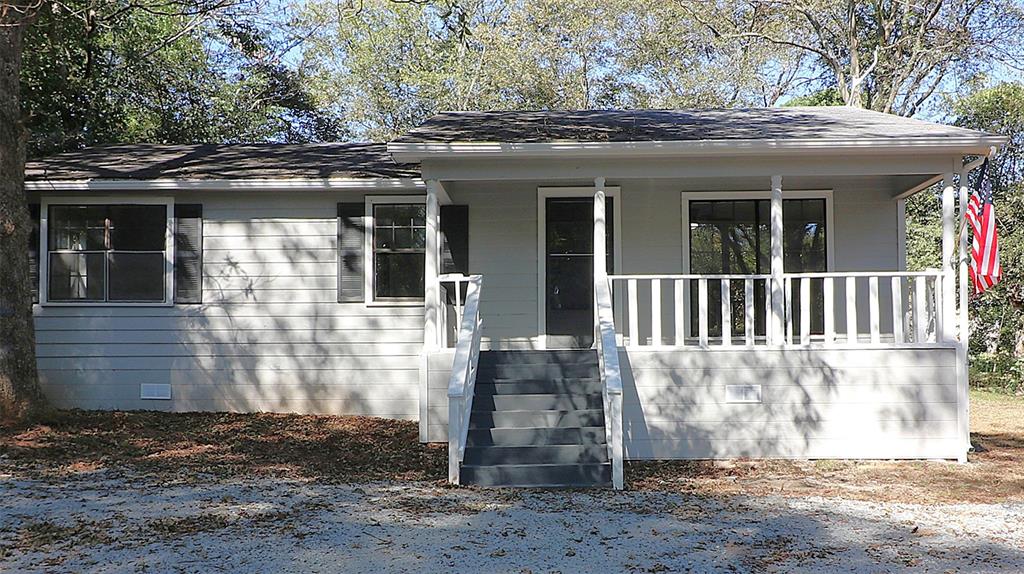 708 Ellington Street Property Photo 1