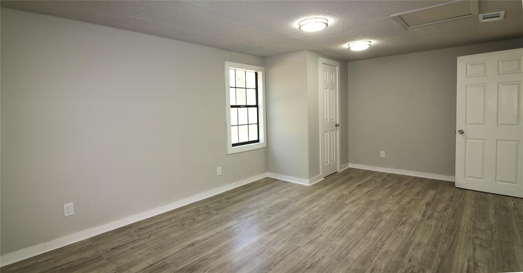 708 Ellington Street Property Photo 11
