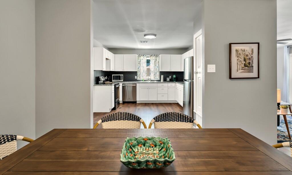 4221 Sanger Avenue Property Photo 16
