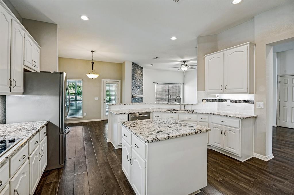 6040 Fieldstone Drive Property Photo 11