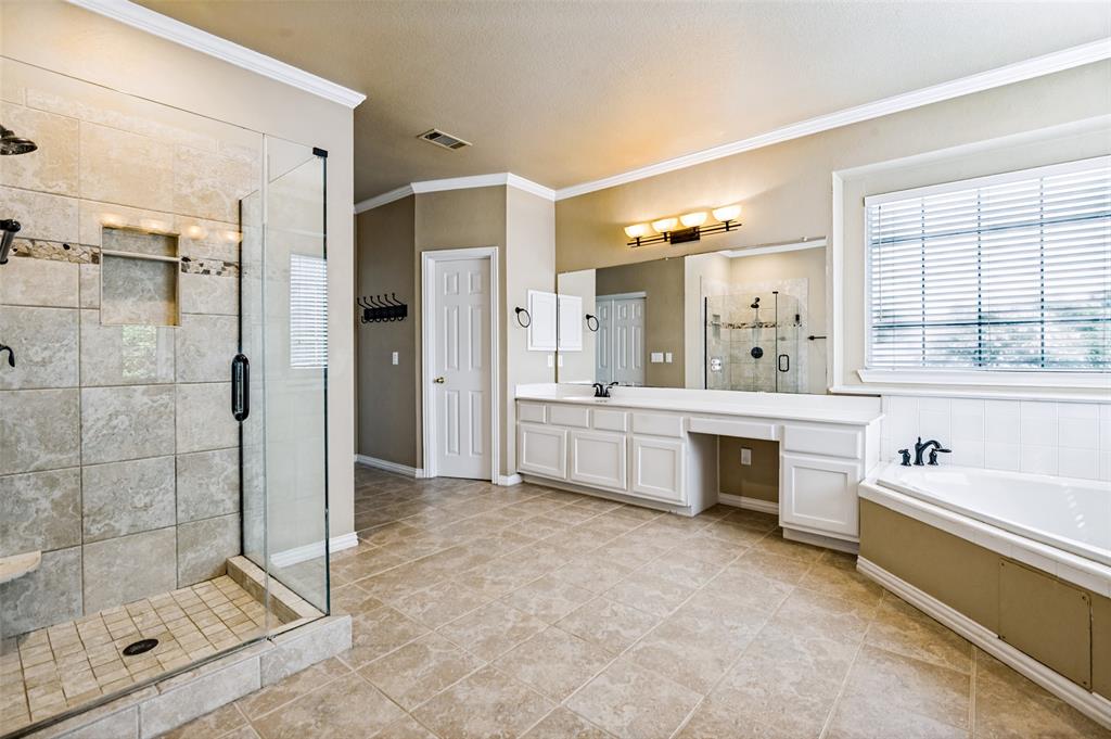 6040 Fieldstone Drive Property Photo 19