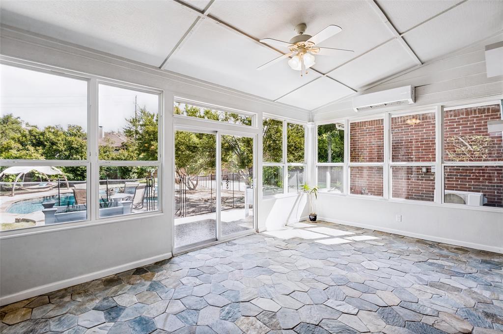 6040 Fieldstone Drive Property Photo 25