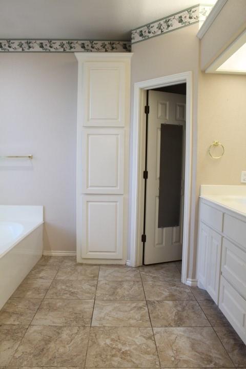 1230 Woodland Park Drive Property Photo 10