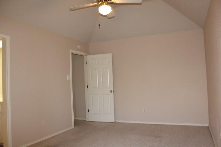 1230 Woodland Park Drive Property Photo 13