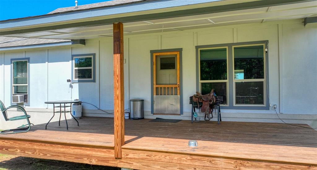 7196 Fm 1129 Property Photo 6