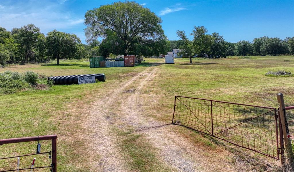 7196 Fm 1129 Property Photo 8