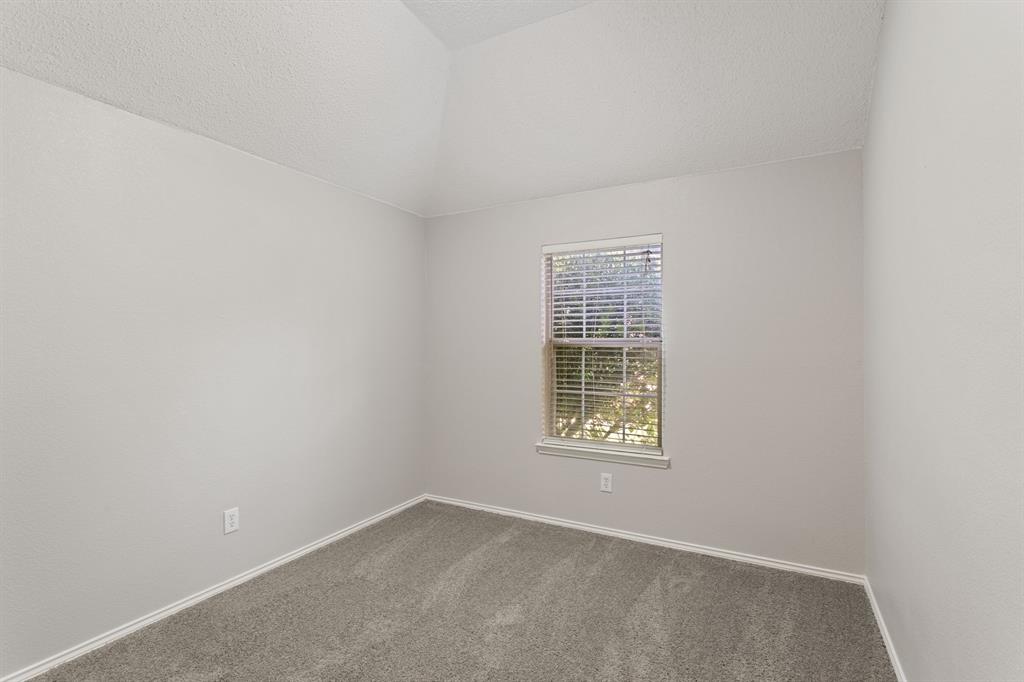 2027 Wimbledon Drive Property Photo 6
