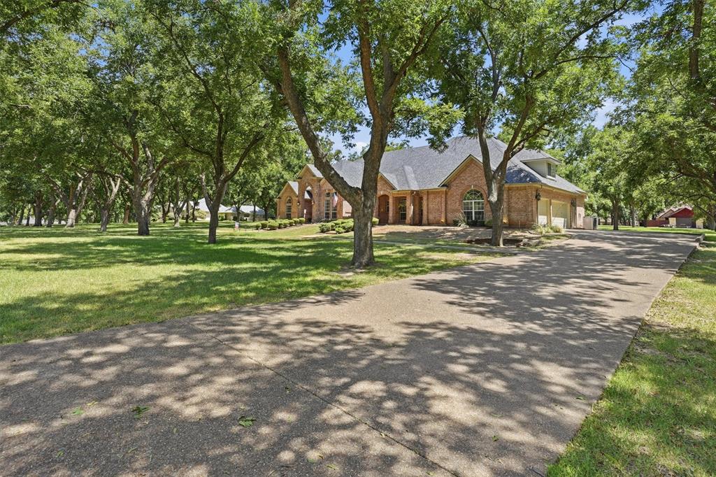 7405 Fox Fire Court Property Photo 4