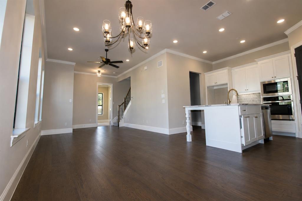 305 Sunset Lane 101 Property Photo 4