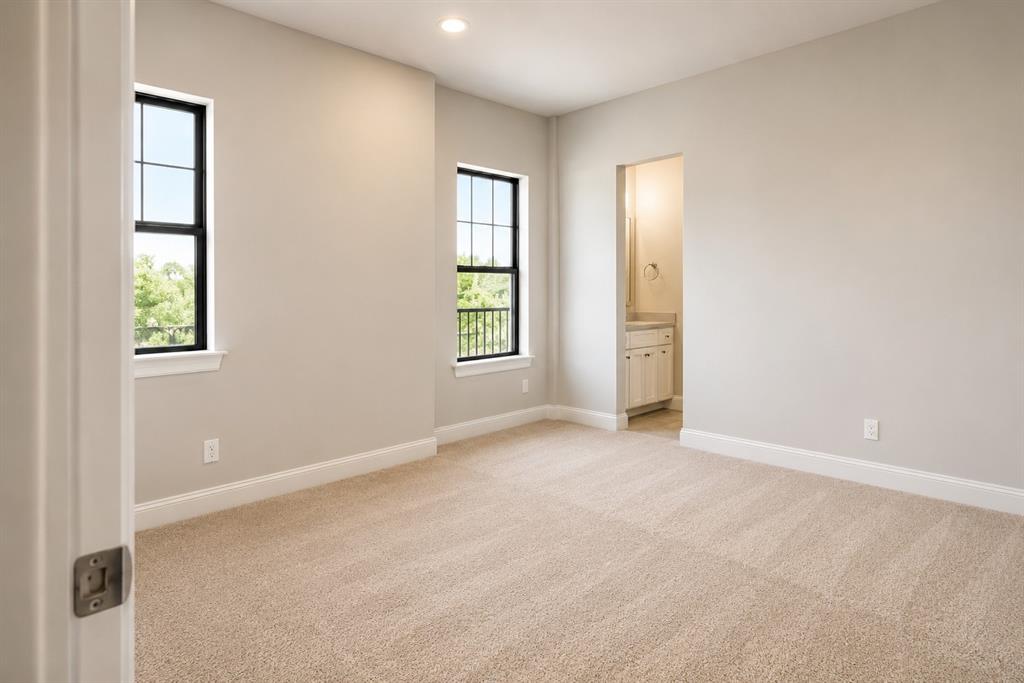 305 Sunset Lane 101 Property Photo 8