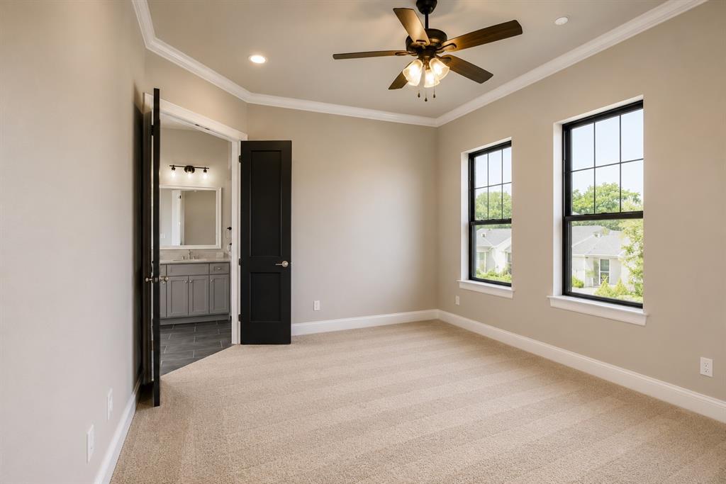 305 Sunset Lane 101 Property Photo 14