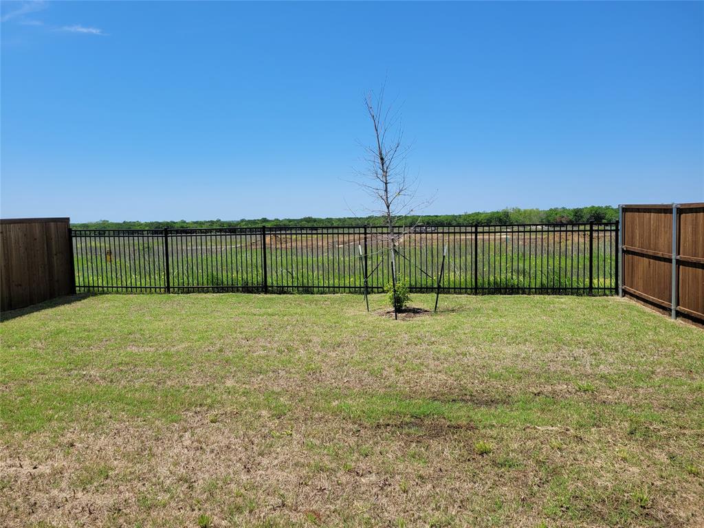 2401 Green River Property Photo 8