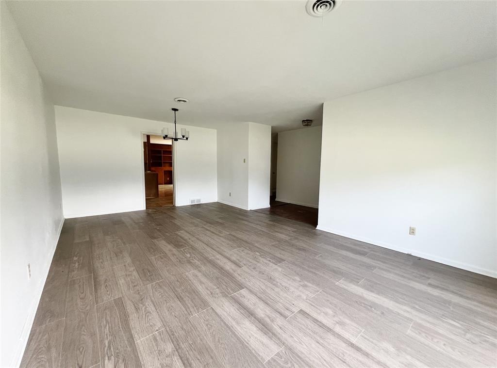 3641 Townsend Drive Property Photo 2