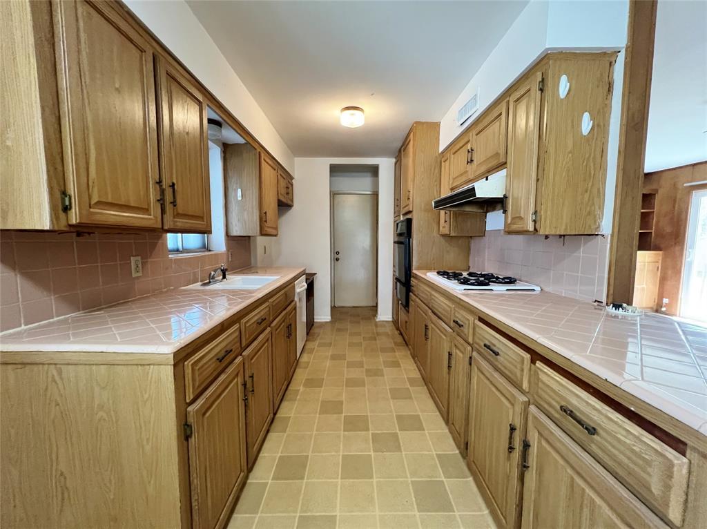 3641 Townsend Drive Property Photo 7