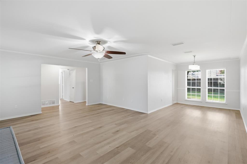 250 Creekside Lane Property Photo 9