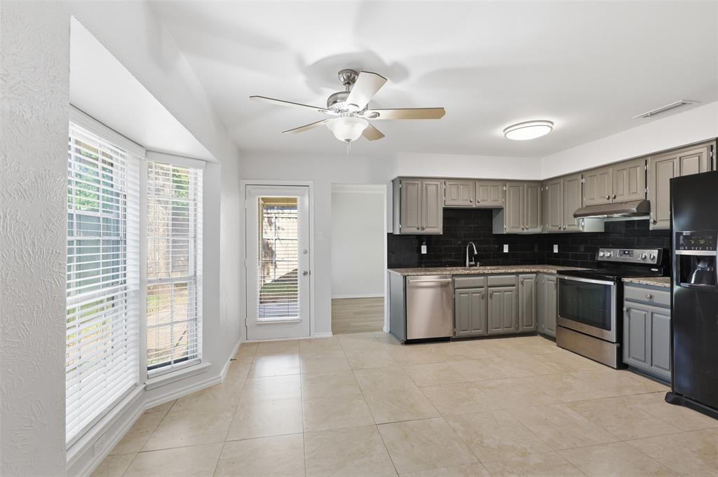 250 Creekside Lane Property Photo 15